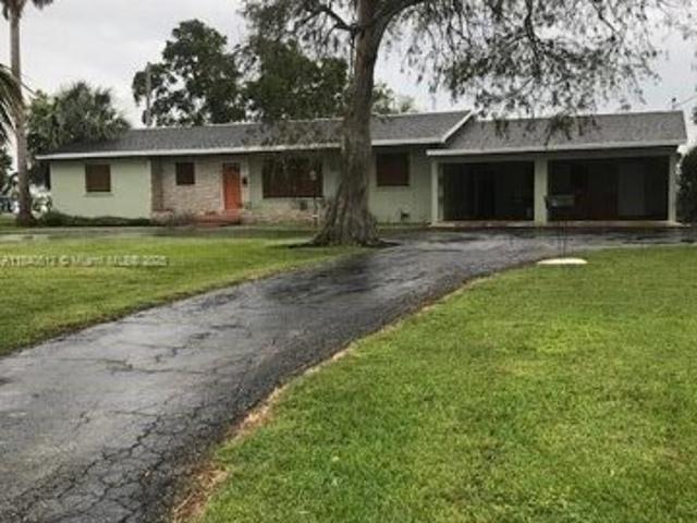 House for sale in Pahokee