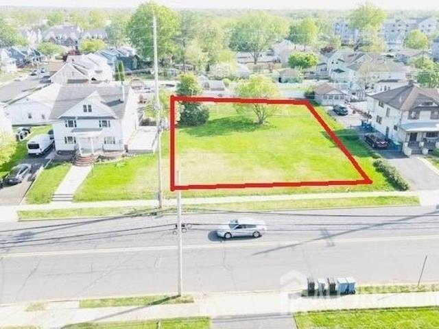 Land for sale in Somerville