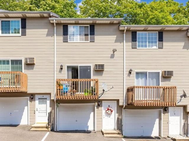 House for sale in Waterbury, Connecticut