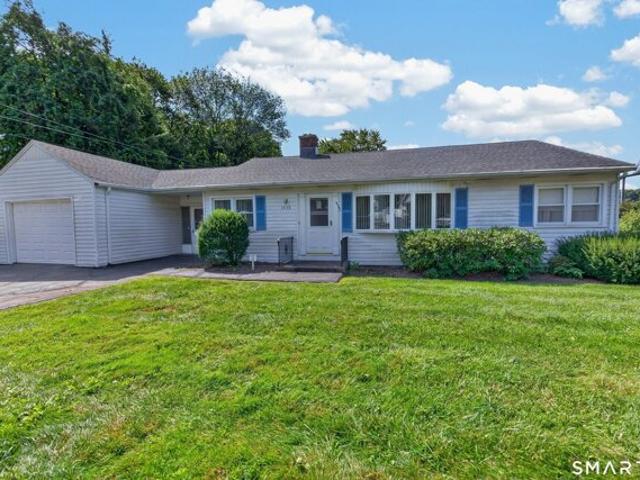 House for sale in East Farms, Waterbury