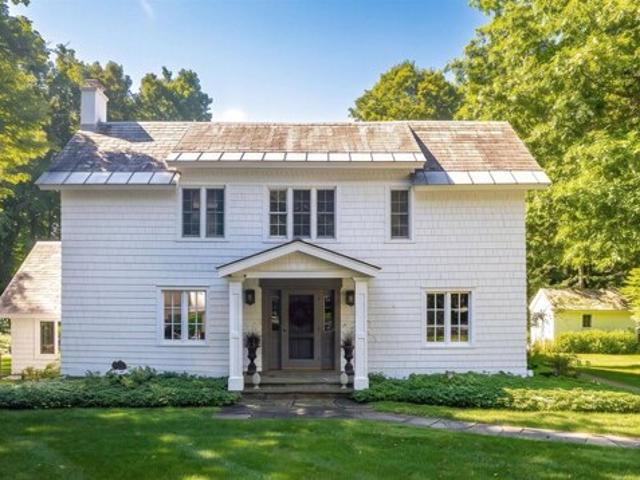 House for sale in Manchester, Bennington County