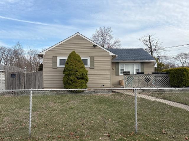 House for sale in Bohemia, New York