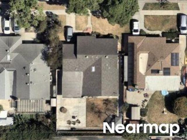House for sale in Long Beach, California