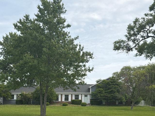 House for sale in Crete, Illinois