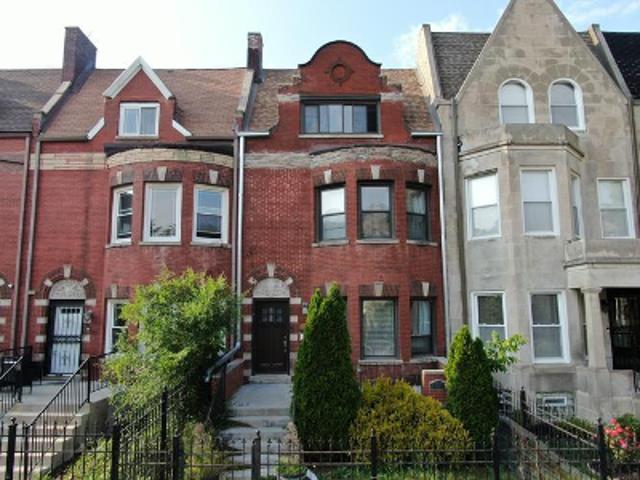 Townhouse for sale in Chicago Park, Illinois
