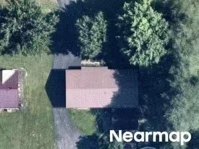 House for sale in Scottsburg