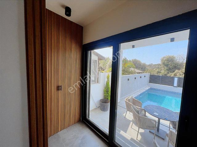 Çeşme, İzmir içerisinde satılık Villa