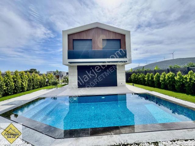 Çeşme, İzmir içerisinde satılık Villa