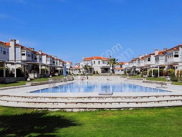 Alaçatı Mahallesi, Çeşme içerisinde kiralık Villa