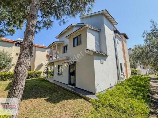 Çeşme, İzmir içerisinde satılık Villa