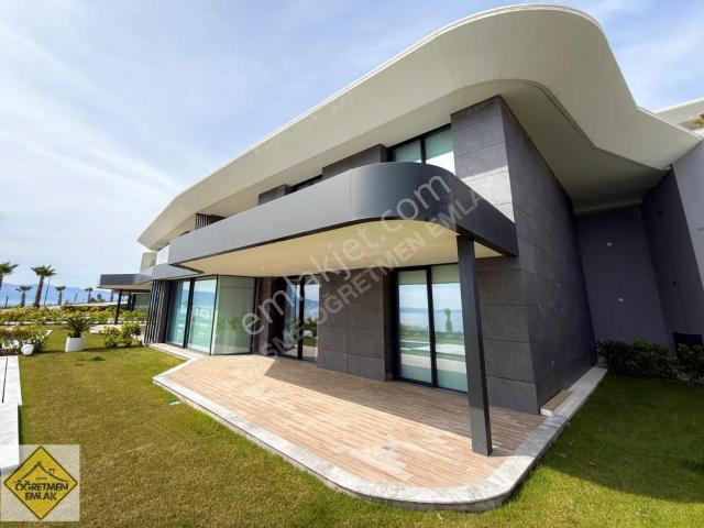 Çeşme, İzmir içerisinde satılık Residence