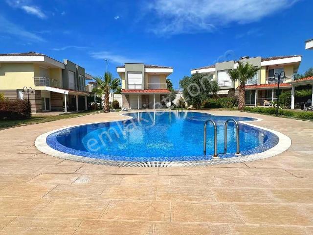 Çeşme, İzmir içerisinde kiralık Villa
