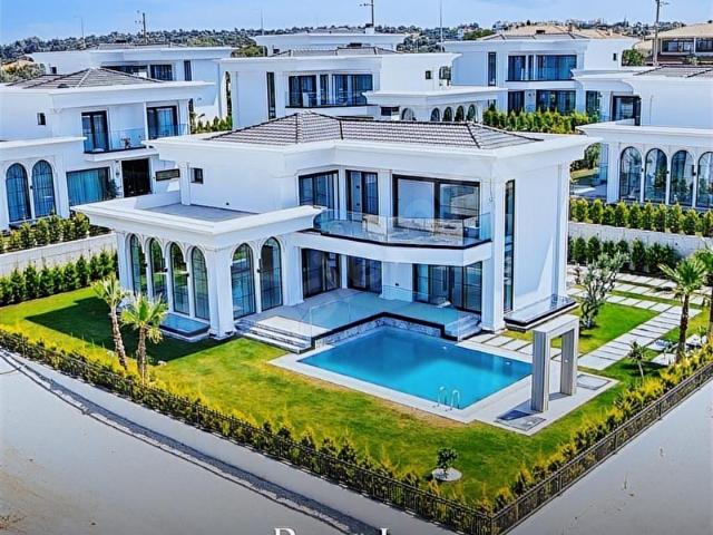 Çeşme, İzmir içerisinde satılık Villa