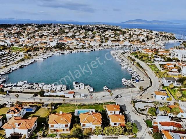 Çeşme, İzmir içerisinde satılık Villa