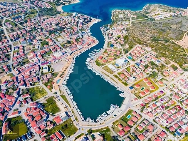 Çeşme, İzmir içerisinde satılık mülk