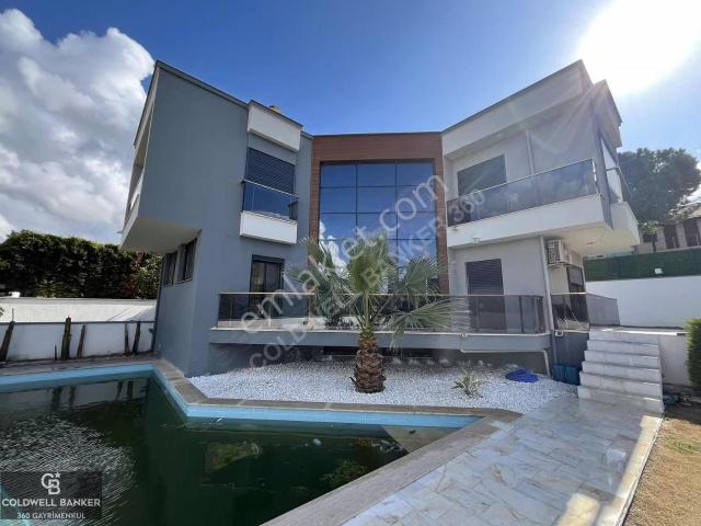 Çeşme, İzmir içerisinde kiralık Villa