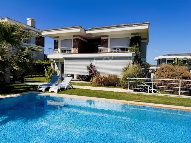 Çeşme, İzmir içerisinde satılık Villa