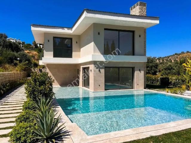 Çeşme, İzmir içerisinde satılık Villa