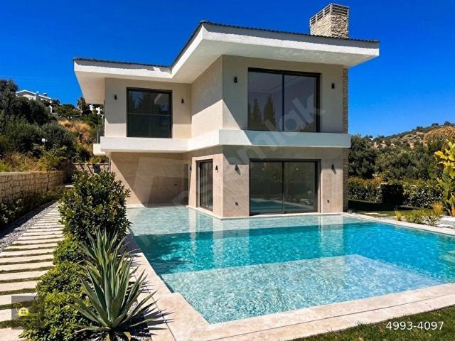 Çeşme, İzmir içerisinde satılık Villa