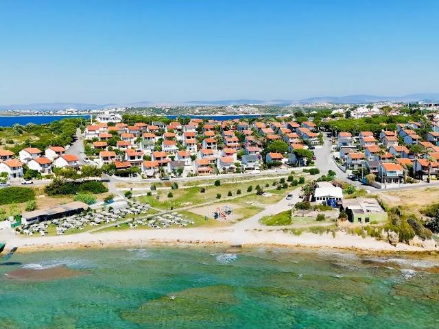 Çeşme, İzmir içerisinde satılık Villa