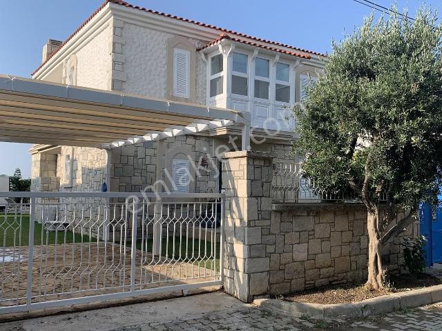 Çeşme, İzmir içerisinde satılık Villa