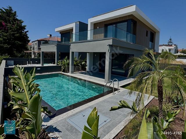 Çeşme, İzmir içerisinde satılık Villa