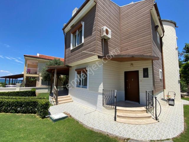 Çeşme, İzmir içerisinde kiralık Villa