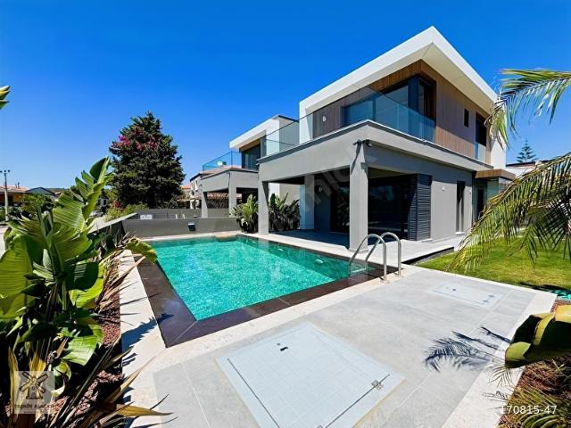 Çeşme, İzmir içerisinde satılık Villa