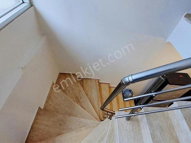 Çeşme, İzmir içerisinde kiralık mülk