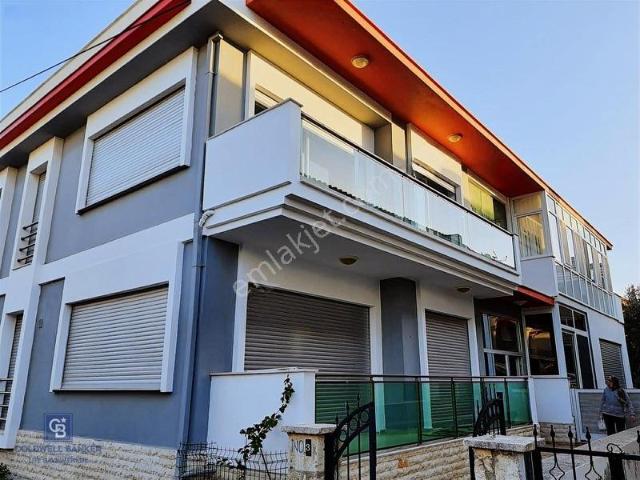 Çeşme, İzmir içerisinde kiralık mülk