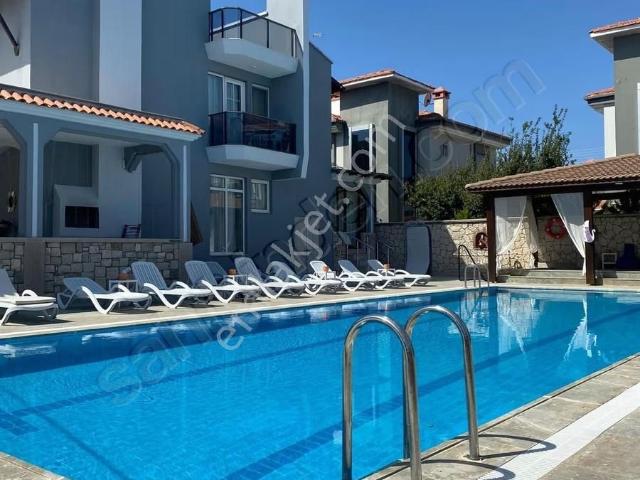 Çeşme, İzmir içerisinde kiralık Villa