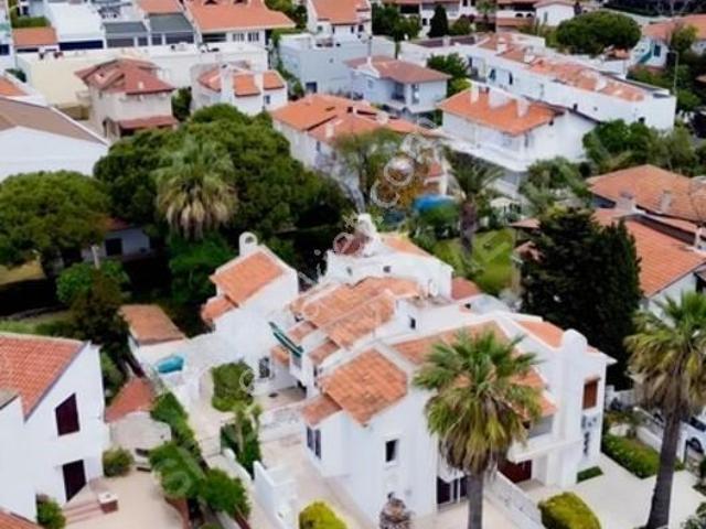 Çeşme, İzmir içerisinde satılık Villa