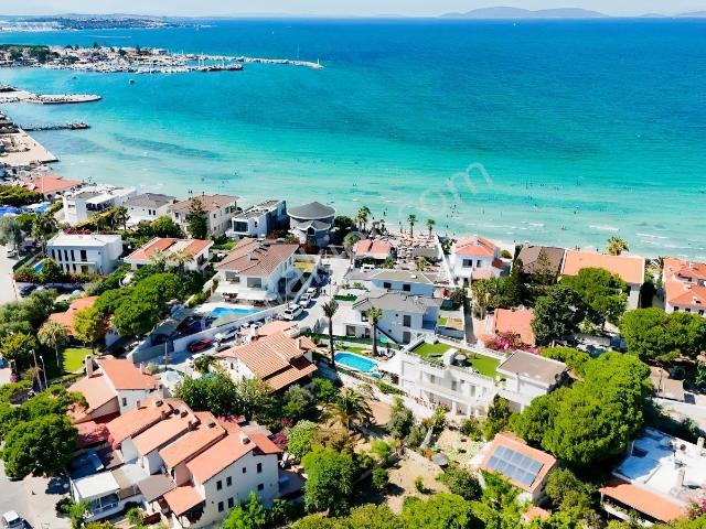 Çeşme, İzmir içerisinde satılık Villa