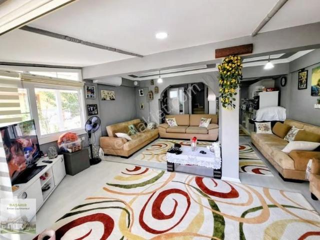 Urla, İzmir içerisinde satılık Villa