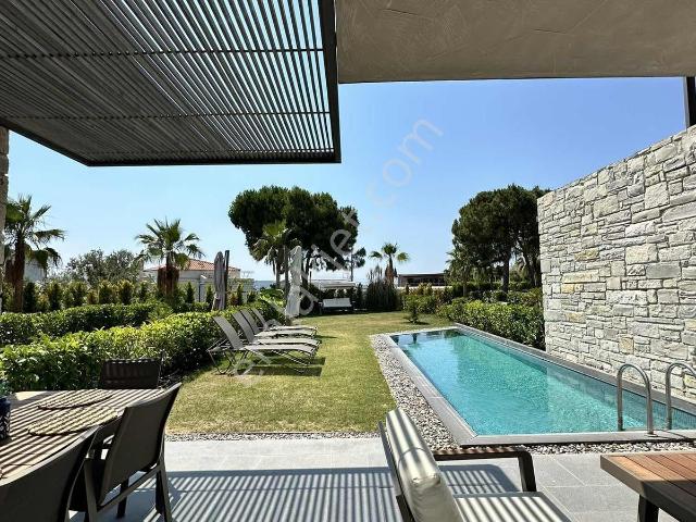 Çeşme, İzmir içerisinde satılık Villa