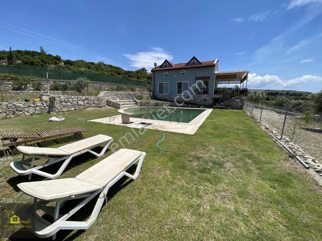 Çeşme, İzmir içerisinde kiralık Villa