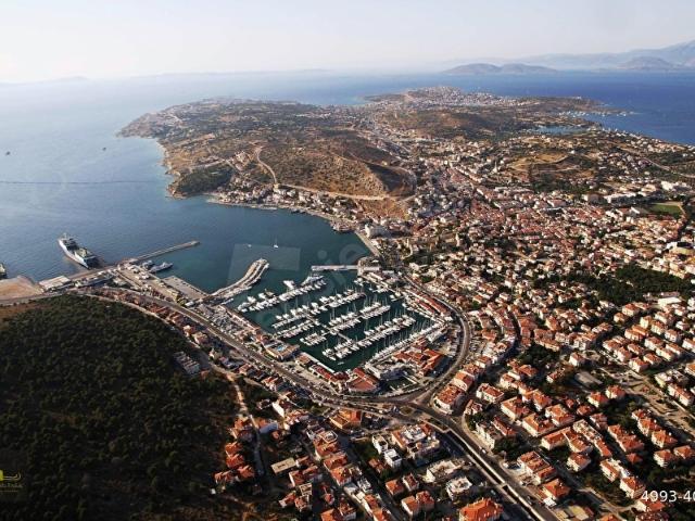 Çeşme, İzmir içerisinde satılık Dükkan