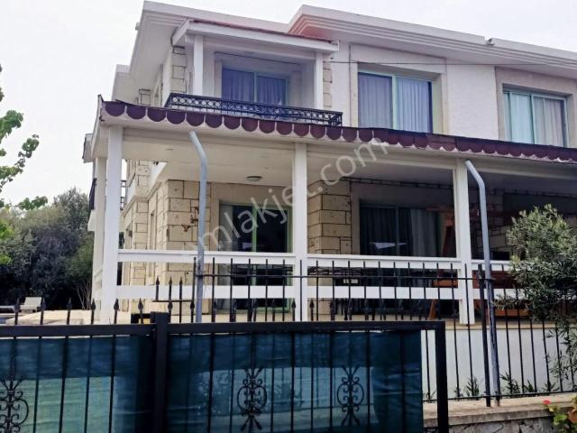 Çeşme, İzmir içerisinde kiralık Villa