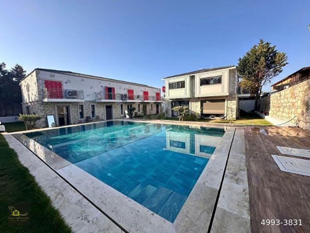 Çeşme, İzmir içerisinde satılık Villa
