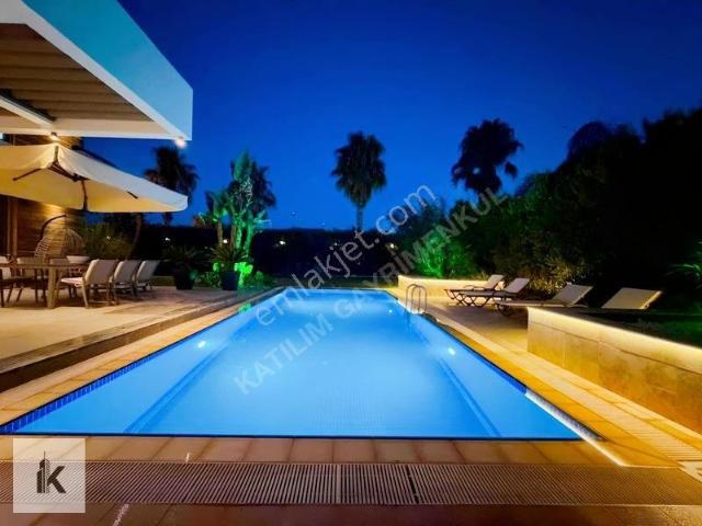 Çeşme, İzmir içerisinde kiralık Villa