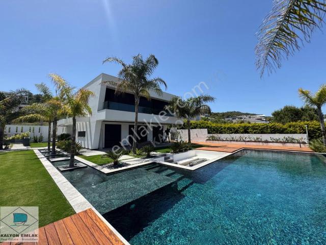 Çeşme, İzmir içerisinde satılık Villa