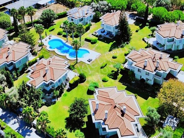 Çeşme, İzmir içerisinde satılık Villa