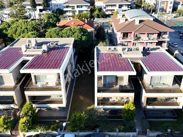Çeşme, İzmir içerisinde satılık mülk