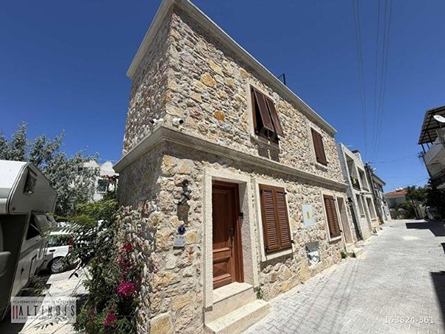 Çeşme, İzmir içerisinde satılık Villa