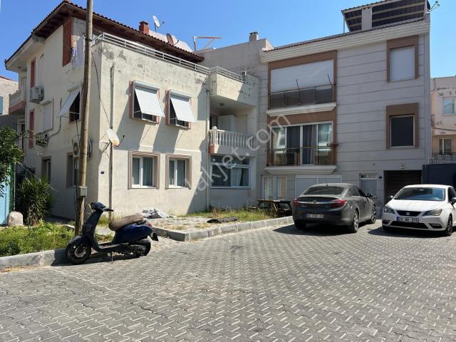 Çeşme, İzmir içerisinde satılık mülk