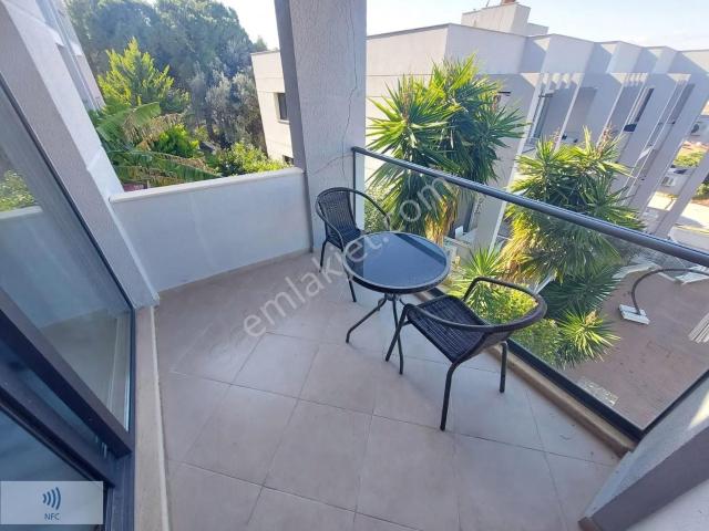 Çeşme, İzmir içerisinde satılık mülk