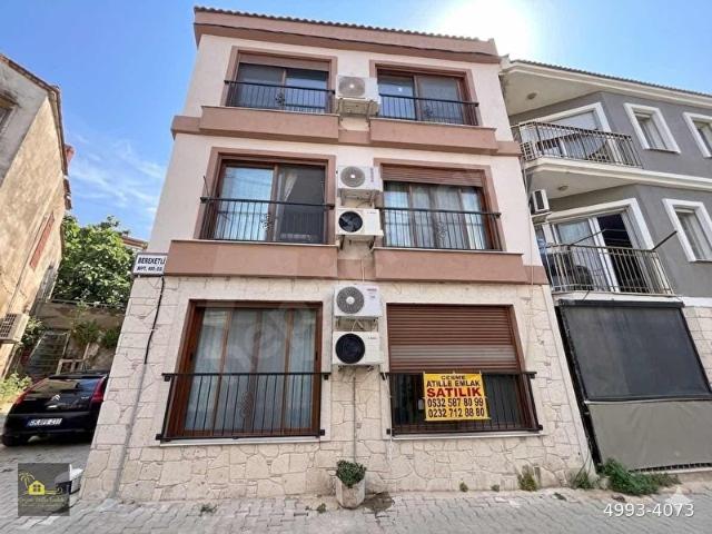 Çeşme, İzmir içerisinde satılık mülk