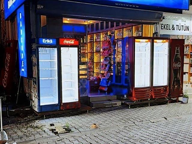 Çeşme, İzmir içerisinde satılık mülk