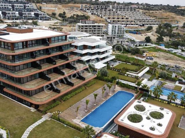 Çeşme, İzmir içerisinde satılık Residence
