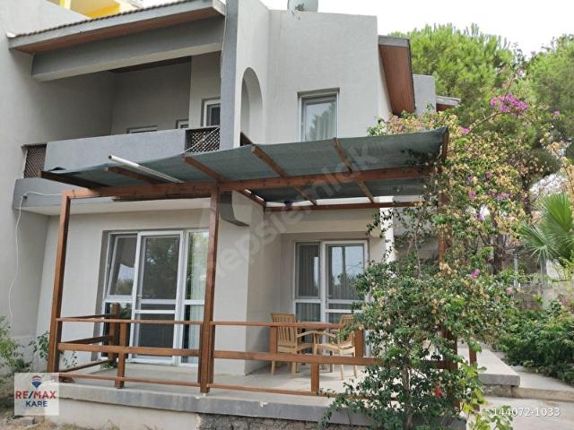 Çeşme, İzmir içerisinde satılık mülk